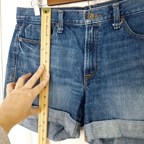 Calvin Klein Cuffed Mid-Rise Blue Denim Jean Shorts Sz 30/10 - Picture 9 of 10